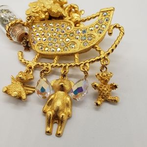 Kirks Folly Christmas Teddy Bear in Sleigh brooch